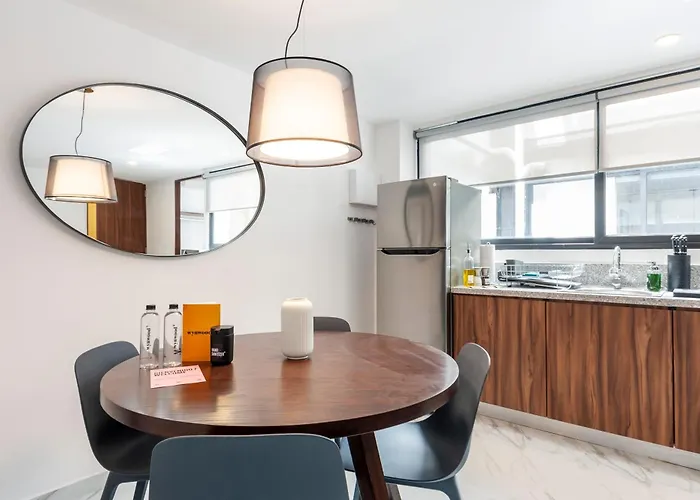 Allan Poe 343 By Wynwood House 3*