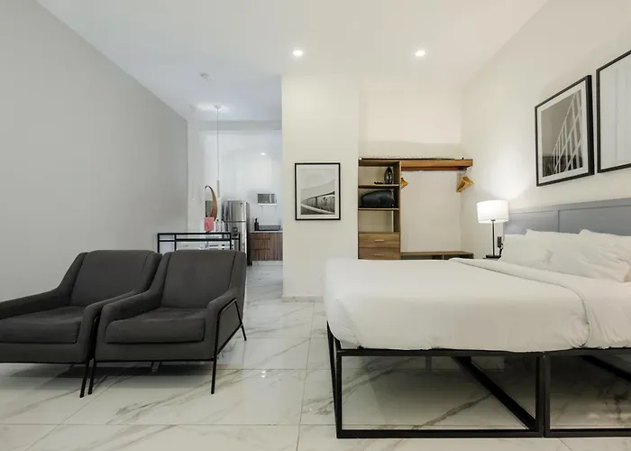 Allan Poe 343 By Wynwood House 3*